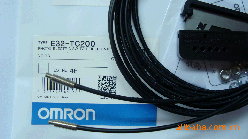 欧姆龙(OMRON)　敏感元件　E32-TC200 2M BY OMS