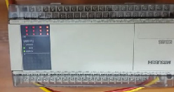 三菱(MITSUBI)　PLC本体　FX1N-40MR-001
