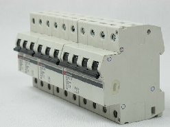 三菱(MITSUBI)　微型断路器　BH-D6 1P D6A