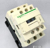 施耐德(SCHNEIDER)　控制继电器　CAD-32B7