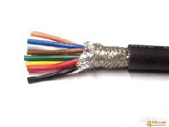 太阳电缆(TAIYANG)　电缆线　YJV3*300+2*150