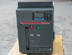 ABB(ABB)　框架斷路器　E1N1600 R1600 PR121/P-LSIG FHR 3P NST