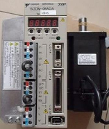 安川(YASKAWA)　伺服驱动器　SGDV-550A01A