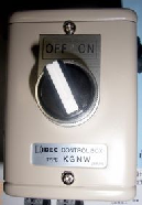 和泉(IDEC)　按钮　KGN111Y