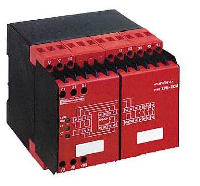 施耐德(SCHNEIDER)　安全继电器　XPS-ECM5131
